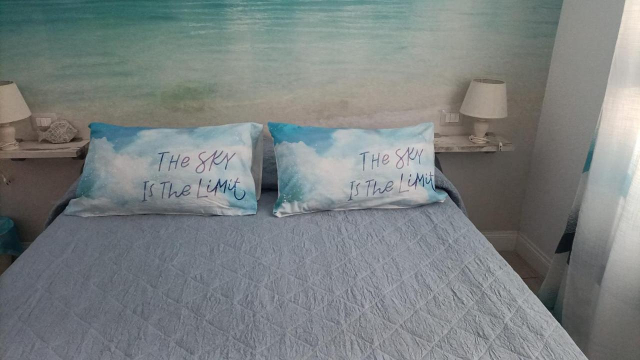 Casa Terry Bed & Breakfast เนเปิลส์ ภายนอก รูปภาพ